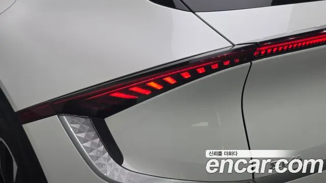 Kia EV6 — Фото автомобиля 8