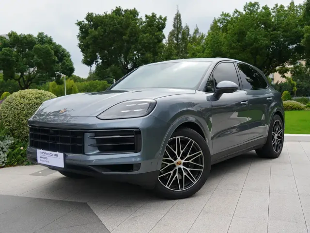 Фотография автомобиля — Porsche Cayenne