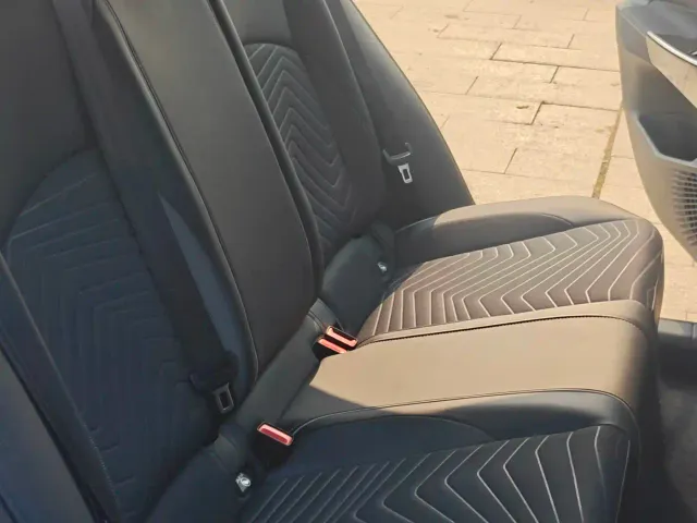 Volkswagen ID.3 — Фото автомобиля 9