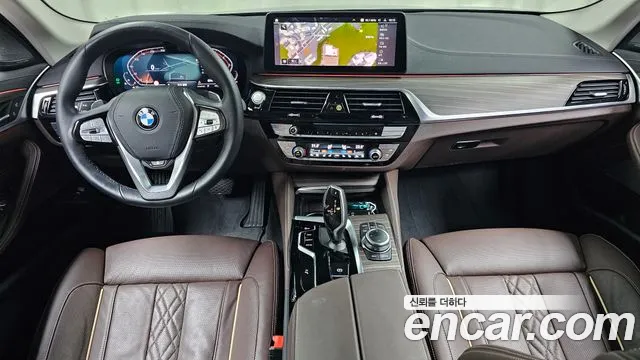 BMW 5-Series 5 серия (G30) 530i xDrive Luxury — Фото автомобиля 5