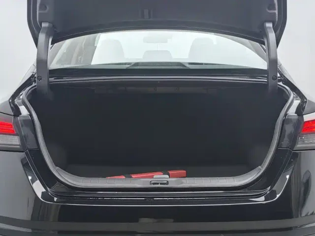 Nissan Teana — Фото автомобиля 16