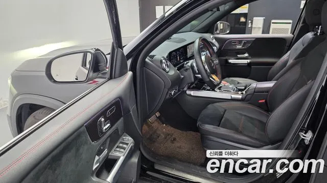 Mercedes-Benz GLB-Class — Фото автомобиля 15