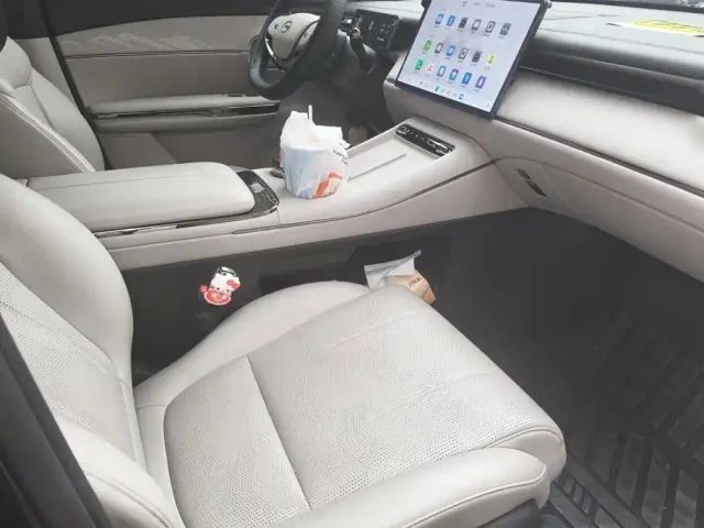 GAC Trumpchi Xiangwang S7 — Фото автомобиля 8