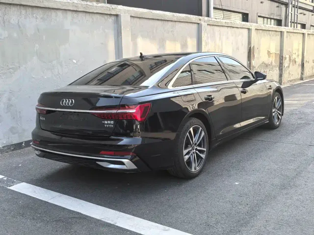 Audi A6L — Фото автомобиля 6