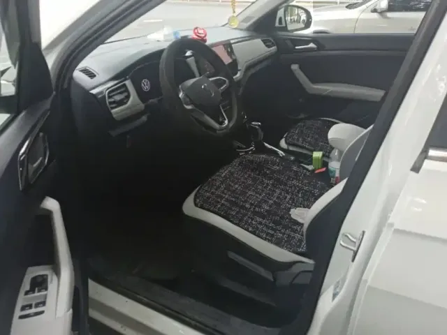 Volkswagen Tharu — Фото автомобиля 9
