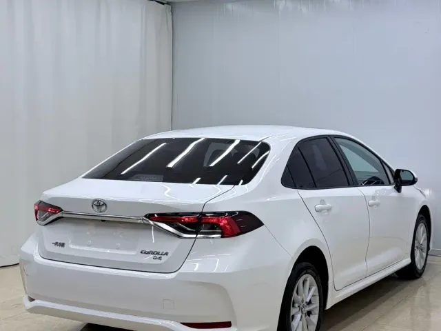 Toyota Corolla — Фото автомобиля 4