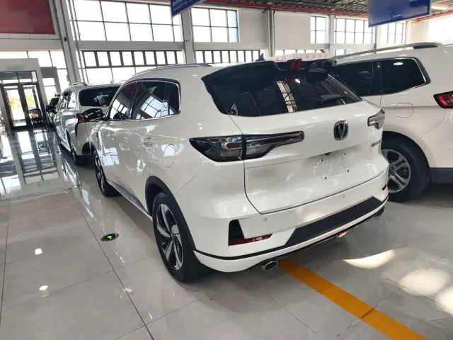Changan CS55 Plus — Фото автомобиля 11