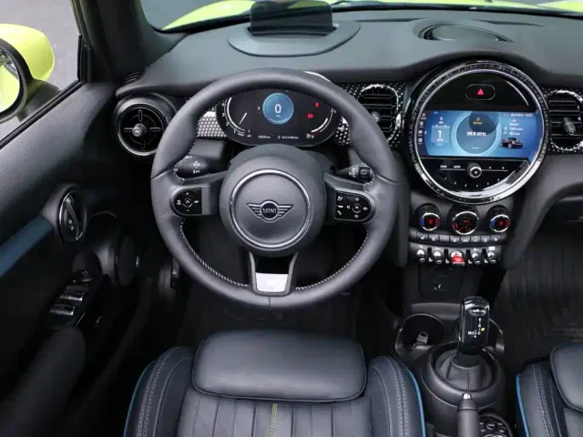 MINI Hatch — Фото автомобиля 23