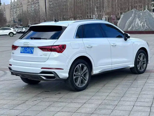 Audi Q3 — Фото автомобиля 7