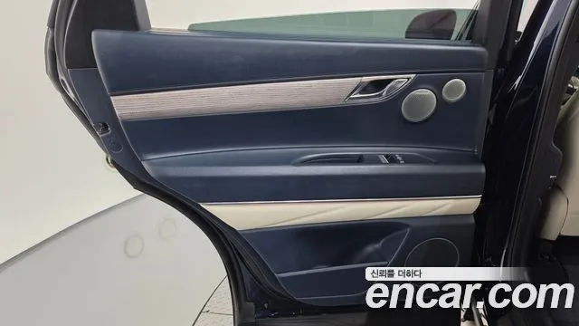 Genesis GV80 — Фото автомобиля 25