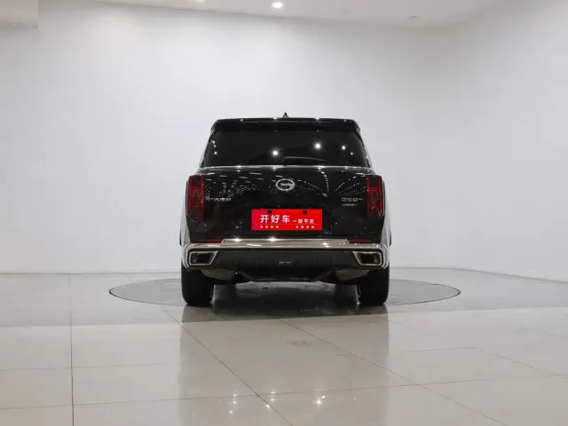 GAC Trumpchi GS8 — Фото автомобиля 4
