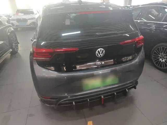 Volkswagen ID.3 — Фото автомобиля 5
