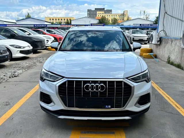 Audi Q3 — Фото автомобиля 2