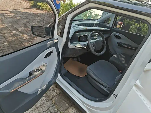 Wuling NanoEV — Фото автомобиля 15