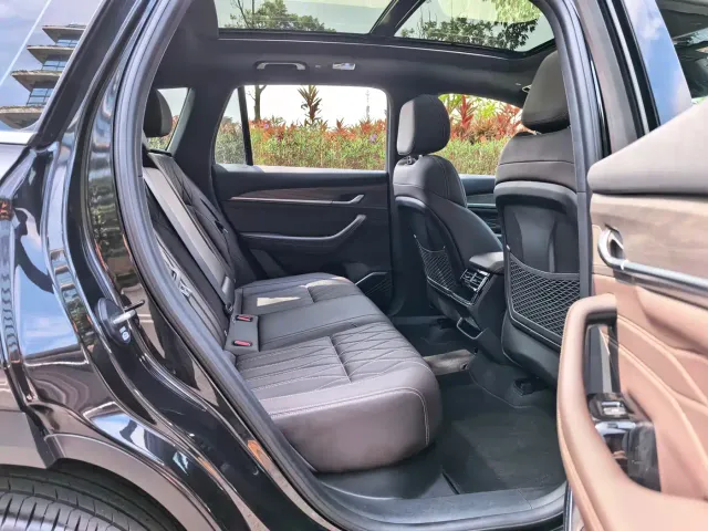 Geely Xingyue L — Фото автомобиля 12