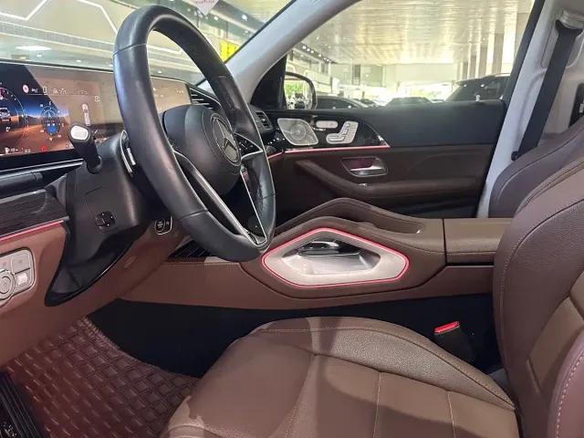Mercedes-Benz GLE-Class — Фото автомобиля 4