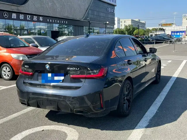 BMW 3 Series — Фото автомобиля 9