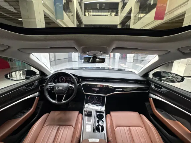 Audi A6L — Фото автомобиля 15