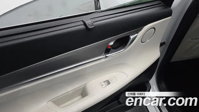 Hyundai Grandeur (New) Hybrid — Фото автомобиля 25