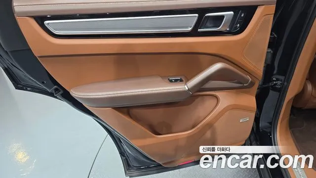 Porsche Cayenne PO536 — Фото автомобиля 14