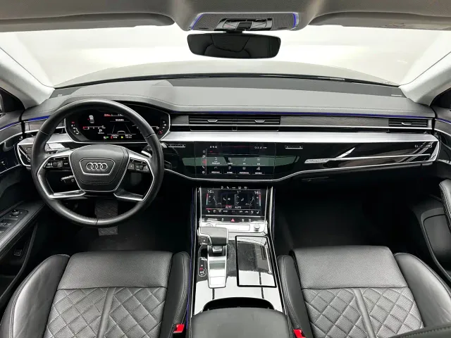 Audi A8 — Фото автомобиля 14