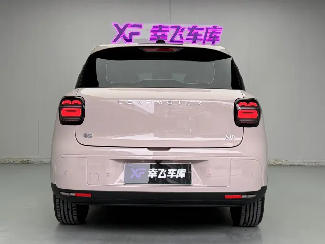 Leapmotor A10 — Фото автомобиля 5