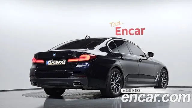 BMW 5-Series — Фото автомобиля 2