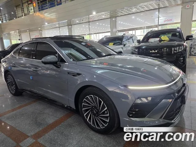 Фотография автомобиля — Hyundai Sonata