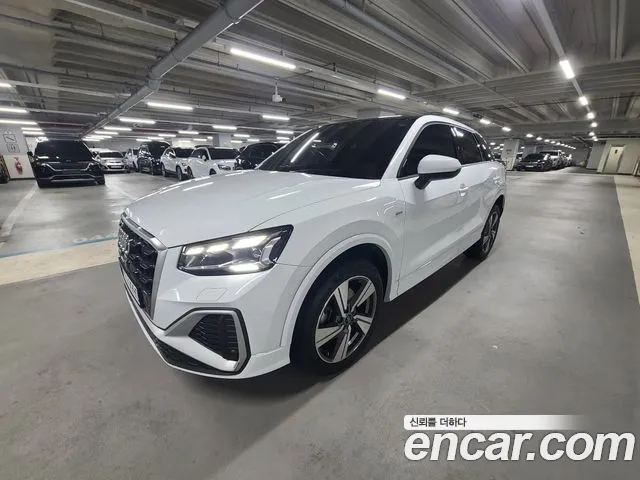 Audi Q2 — Фото автомобиля 3