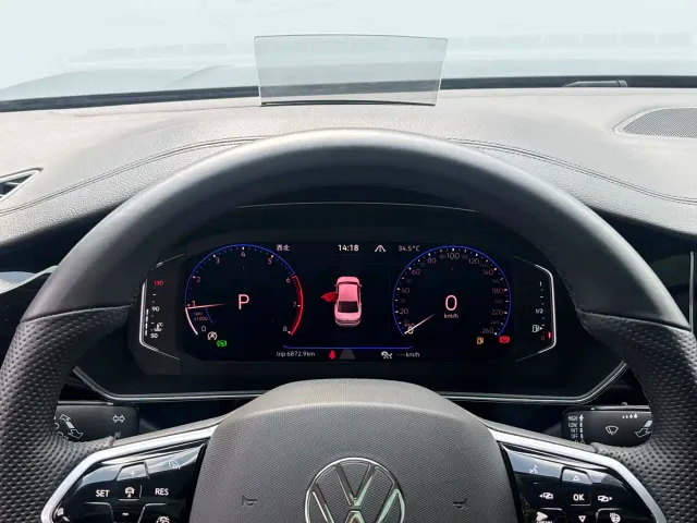 Volkswagen Passat — Фото автомобиля 11
