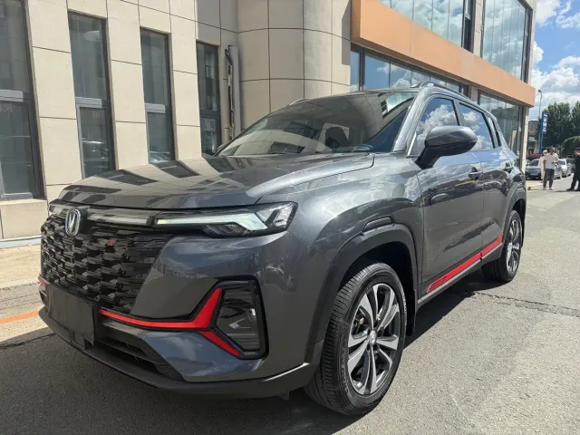 Фотография автомобиля — Changan CS35 Plus