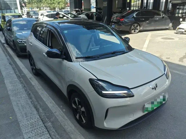 Wuling Binguo PLUS — Фото автомобиля 2
