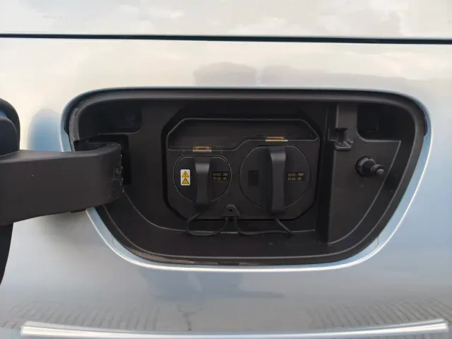 Wuling Hongguang Mini EV — Фото автомобиля 12