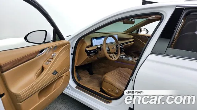 Genesis G80 Бензин 2.5 турбо 2WD — Фото автомобиля 10