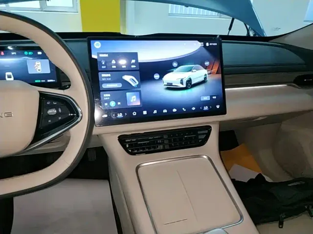 Forthing Xinghai S7 — Фото автомобиля 12