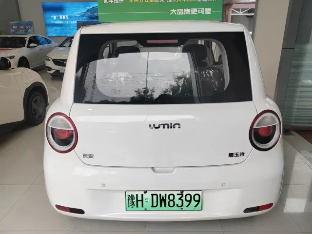 Changan Lumin — Фото автомобиля 16