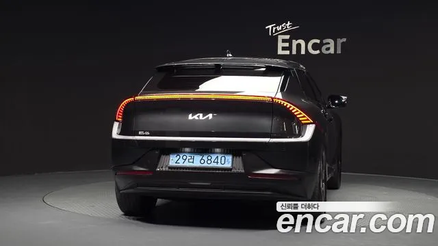 Kia EV6 — Фото автомобиля 3