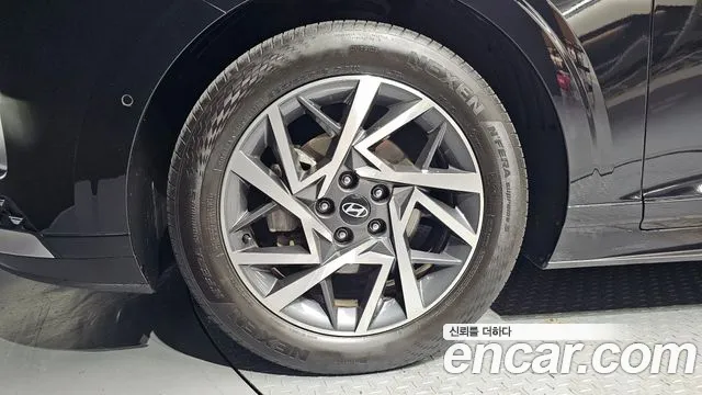 Hyundai Grandeur GN7 — Фото автомобиля 5