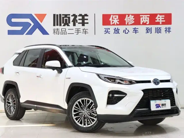 Toyota Wildlander — Фото автомобиля 3