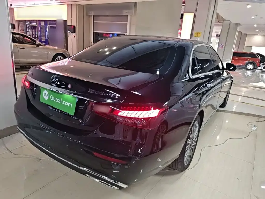 Mercedes-Benz Mercedes-Benz E-Class 2023 Facelift E 300 L Luxury — Фото автомобиля 6