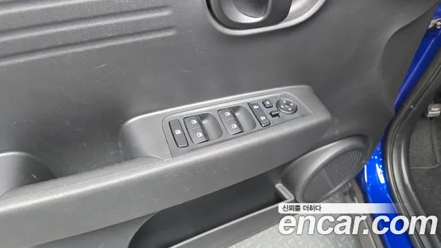 Hyundai Casper Casper Essential Light — Фото автомобиля 16