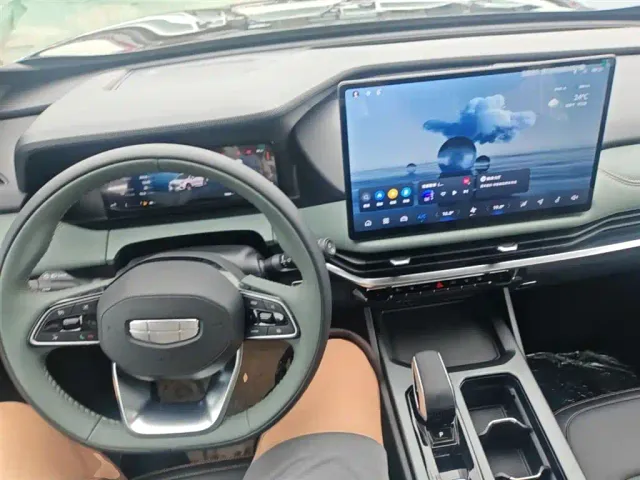 Geely Haoyue L — Фото автомобиля 9