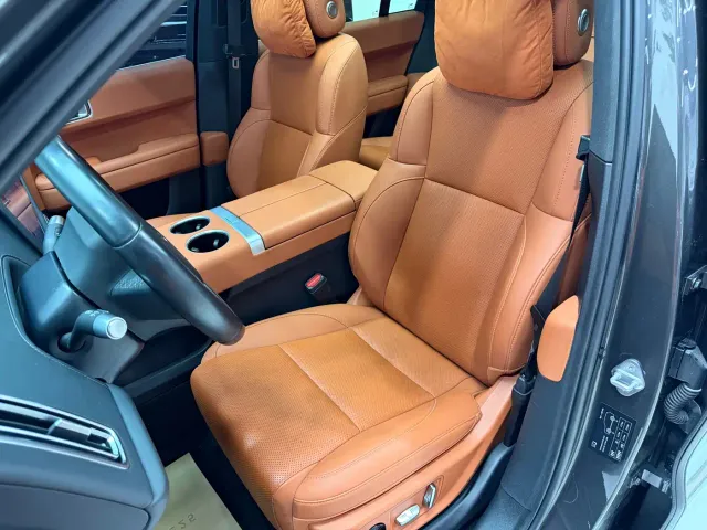 Li Auto L6 — Фото автомобиля 8