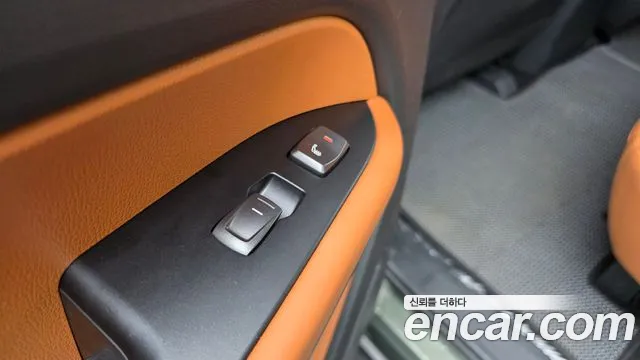 KG_Mobility_Ssangyong Rexton — Фото автомобиля 18