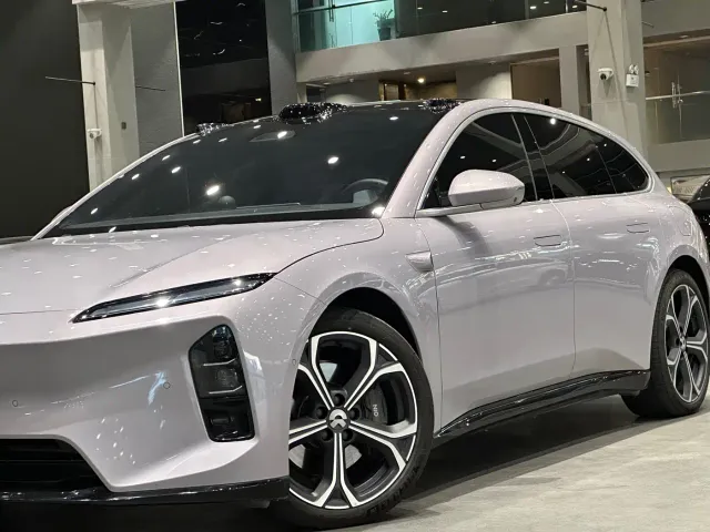 Nio ET5 Touring — Фото автомобиля 7
