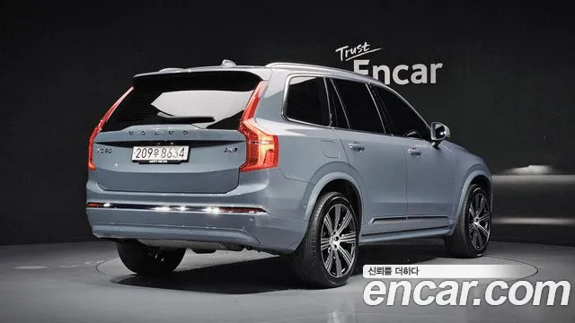 Volvo XC90 2nd Gen — Фото автомобиля 2