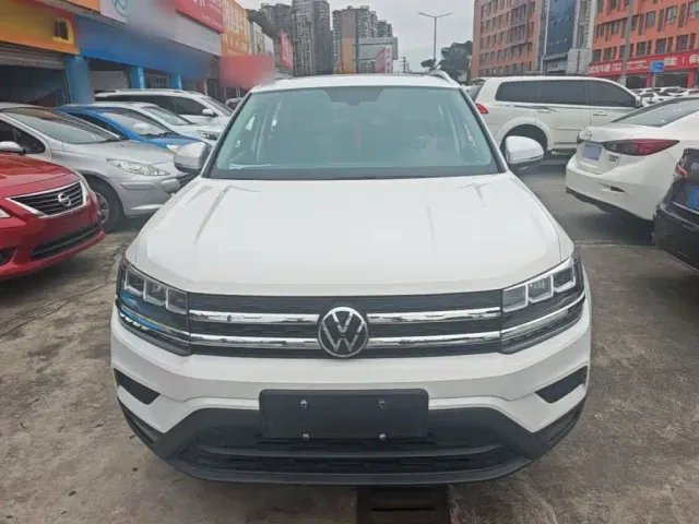 Volkswagen Tharu — Фото автомобиля 2