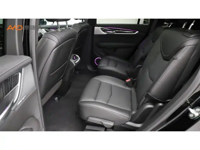Cadillac XT6 — Фото автомобиля 7