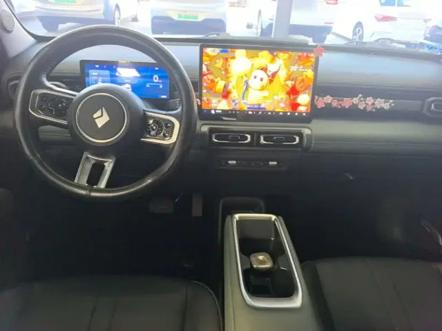 Baojun Yep Plus — Фото автомобиля 9
