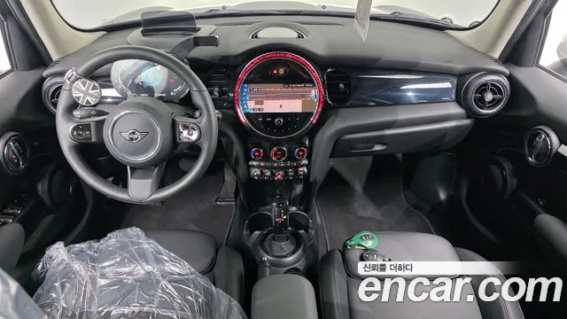 MINI Cooper — Фото автомобиля 10